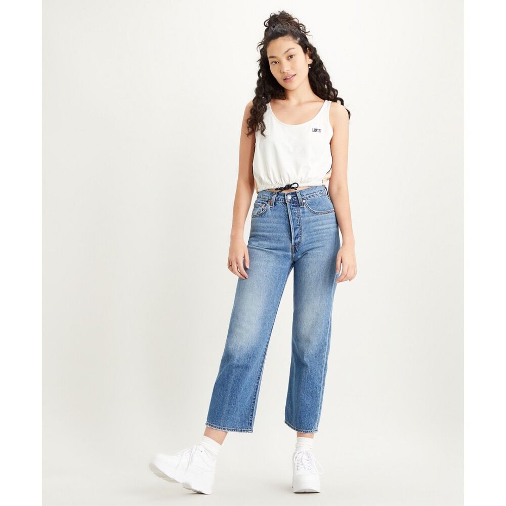 Levi's Womens Premium Ribcage Straight Ankle Jeans in At the Ready • 31 W x 27 L
